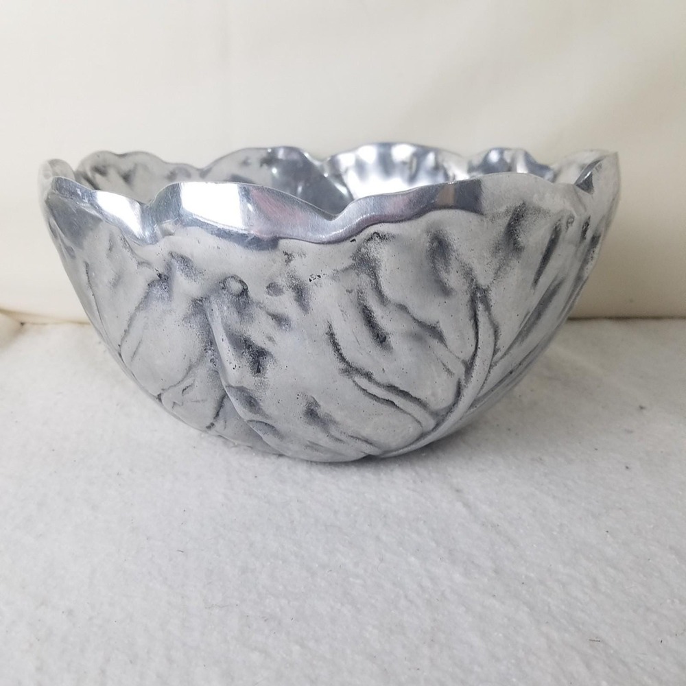 Large Pewter Embossed Bowl Cabbage Lettuce Leaf Polished Heavy 11"(5" Deep)